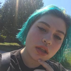 Meet your Posher, Briana